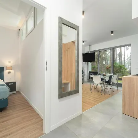 아파트 Close To The Seaside Beach, 포비에로보